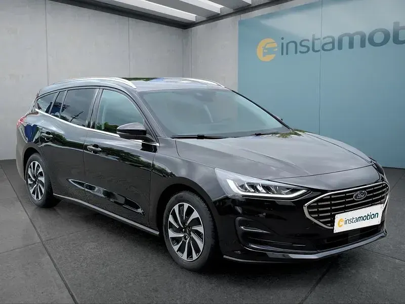 Gebraucht Ford Focus 125 PS (91 kW) 2024 Schwarz Kombi