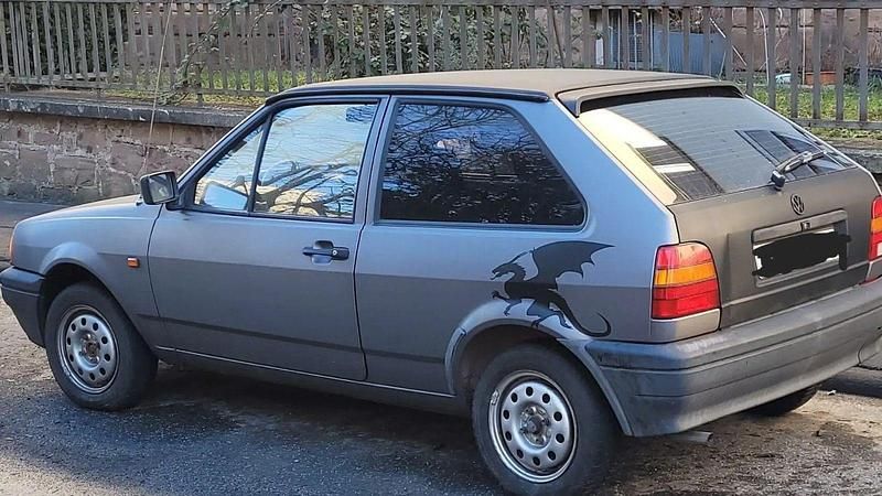Silber Gebraucht 1992 VW Polo Coupé | 1.200 € - Bild 1/3