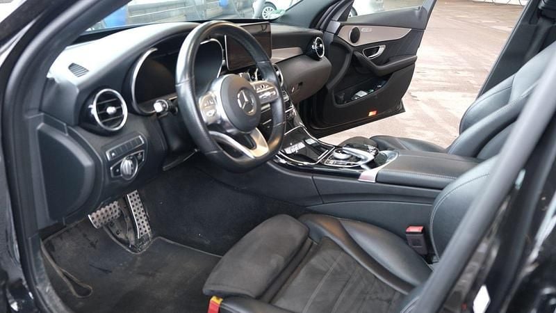 Gebraucht Mercedes C300 245 PS (180 kW) 2019 Schwarz Kombi