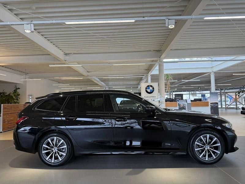 Neu BMW 320 Sport Line 184 PS (135 kW) 2025 Schwarz Limousine
