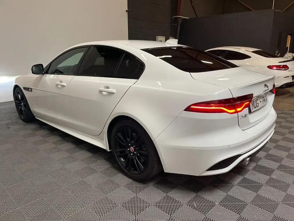 Gebraucht Jaguar XE S 250 PS (183 kW) 2020 Weiß Limousine