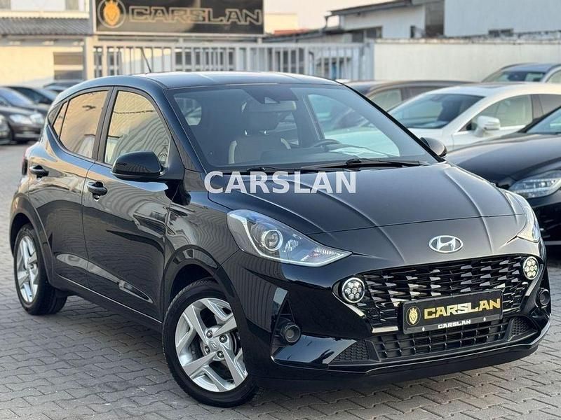 Schwarz Gebraucht 2023 Hyundai i10 Kleinwagen | 11.498 € (Superpreis) - Bild 1/4