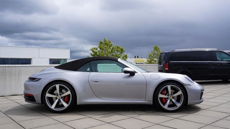 Silber Gebraucht 2019 Porsche 992 Cabrio | 133.685 € (Superpreis) - Bild 1/4