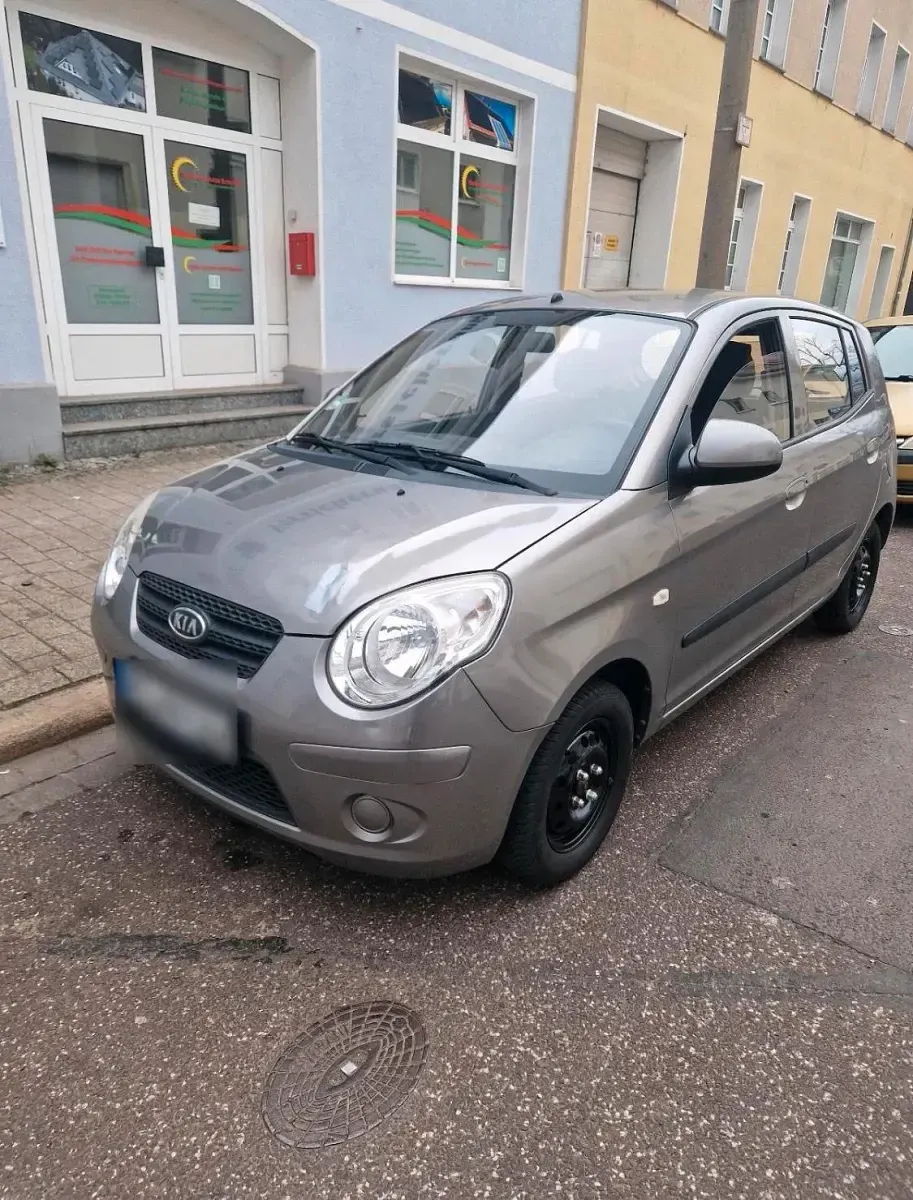Gebraucht Kia Picanto 54 PS (39 kW) 2009 Gold Kleinwagen