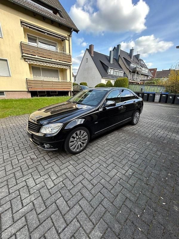 Gebraucht Mercedes C320 Elegance 224 PS (164 kW) 2008 Schwarz Limousine