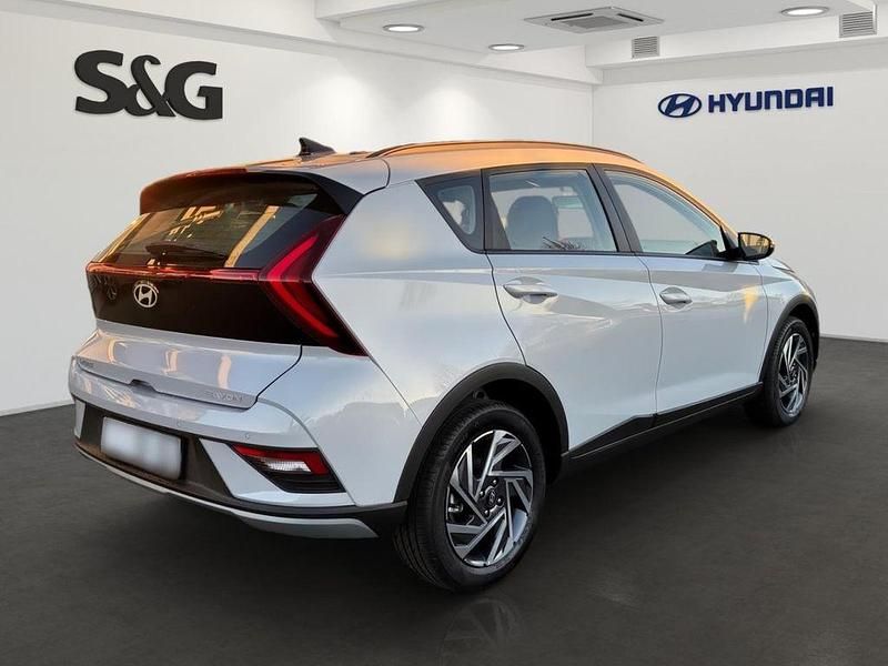 Neu Hyundai Bayon Trend 101 PS (74 kW) 2025 Mic (grau SUV