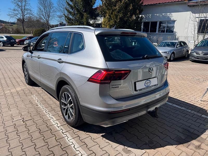 Gebraucht VW Tiguan Allspace 200 PS (147 kW) 2021 Silber SUV