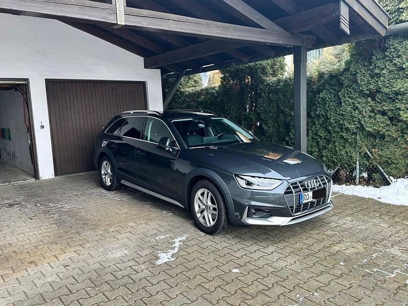 Grau Gebraucht 2021 Audi A4 Allroad Kombi | 27.500 € (Fairer Preis) - Bild 1/4
