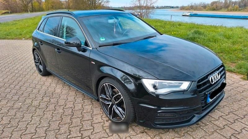 Gebraucht Audi A3 Sportback S-Line 125 PS (91 kW) 2015 Schwarz Kleinwagen