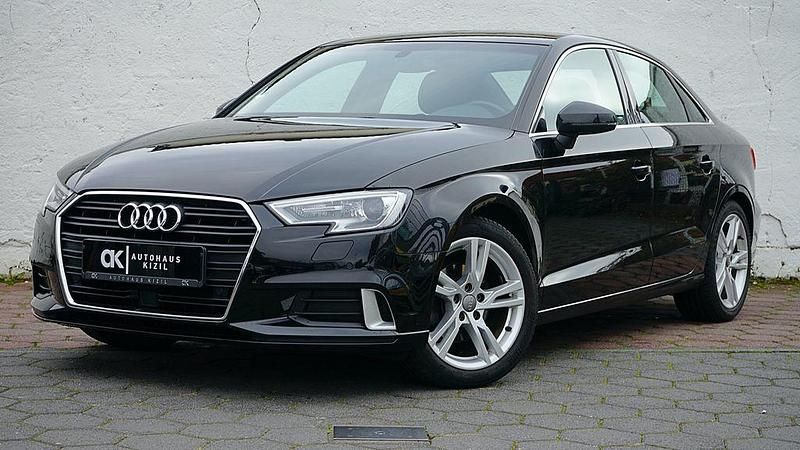 Schwarz Gebraucht 2019 Audi A3 Sport Limousine | 17.800 € (Superpreis) - Bild 1/4