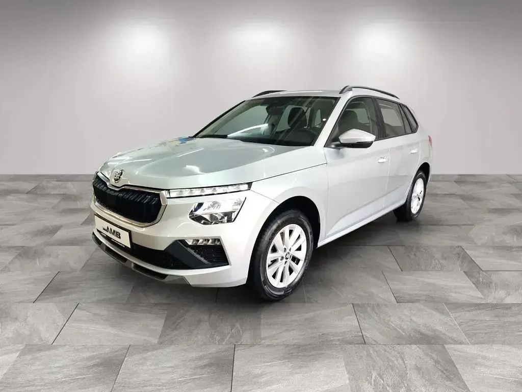 Gebraucht Skoda Kamiq Selection 95 PS (69 kW) 2025 Silber SUV