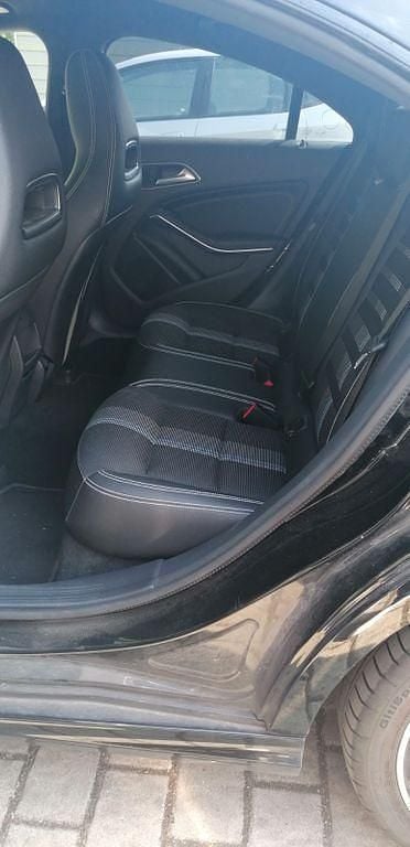 Gebraucht Mercedes CLA220 177 PS (130 kW) 2016 Schwarz Limousine