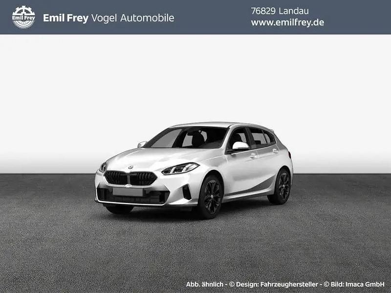 Alpinweiß uni Neu 2025 BMW 120 Kleinwagen | 43.590 € (Teuer) - Bild 1/3