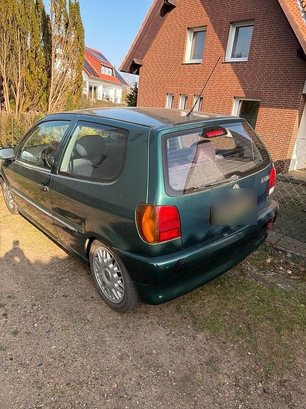 Gebraucht VW Polo 60 PS (44 kW) 1999 Grün Kleinwagen