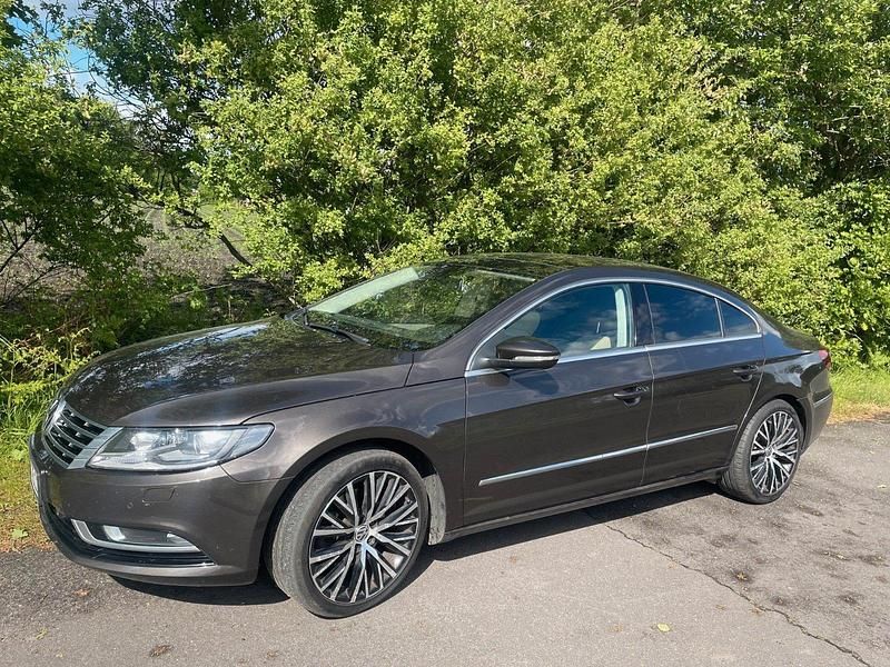 Gebraucht VW CC 160 PS (117 kW) 2013 Braun Limousine
