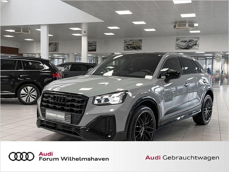 Grau Gebraucht 2021 Audi Q2 Edition .1 SUV | 28.950 € (Guter Preis) - Bild 1/4