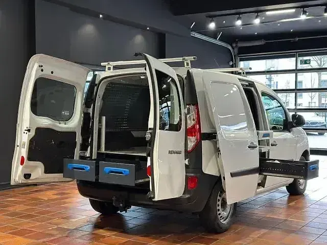 Usado Renault Rapid 90 HP (66 kW) 2019 Branco Sedan