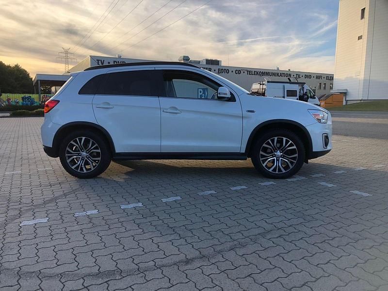 Gebraucht Mitsubishi ASX Top 150 PS (110 kW) 2016 Weiß SUV