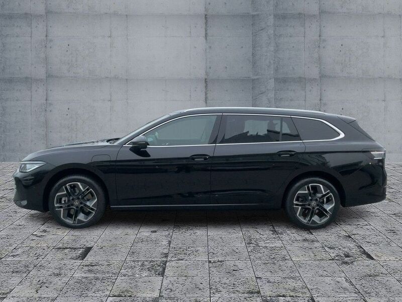 Gebraucht VW Passat Elegance 204 PS (150 kW) 2024 Schwarz Kombi
