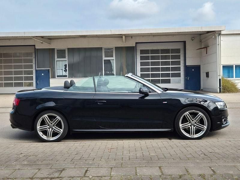 Gebraucht Audi A5 Cabriolet S-Line 211 PS (155 kW) 2010 Schwarz Cabrio