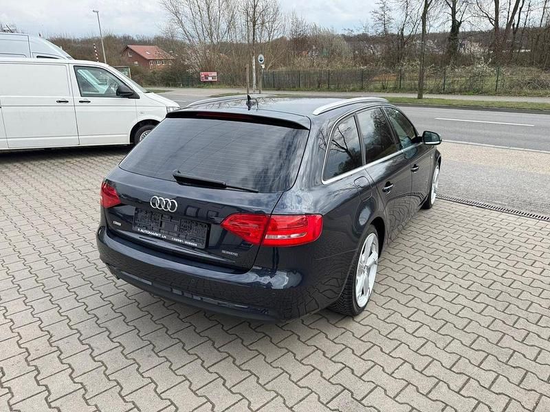 Gebraucht Audi A4 Ambition 177 PS (130 kW) 2015 Blau Kombi