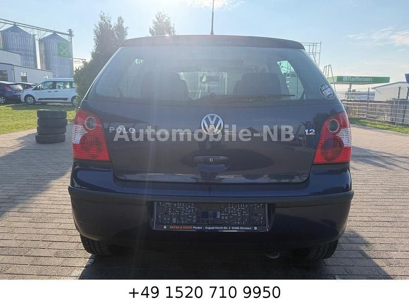 Second-hand VW Polo Comfortline 64 CP (47 kW) 2002 Albastru Berlinǎ