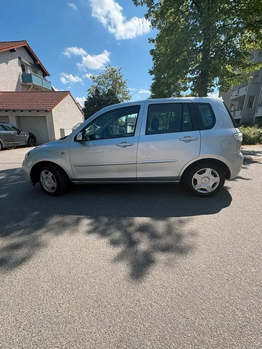 Occasion Mazda 2 80 ch (58 kW) 2007 Gris Citadine