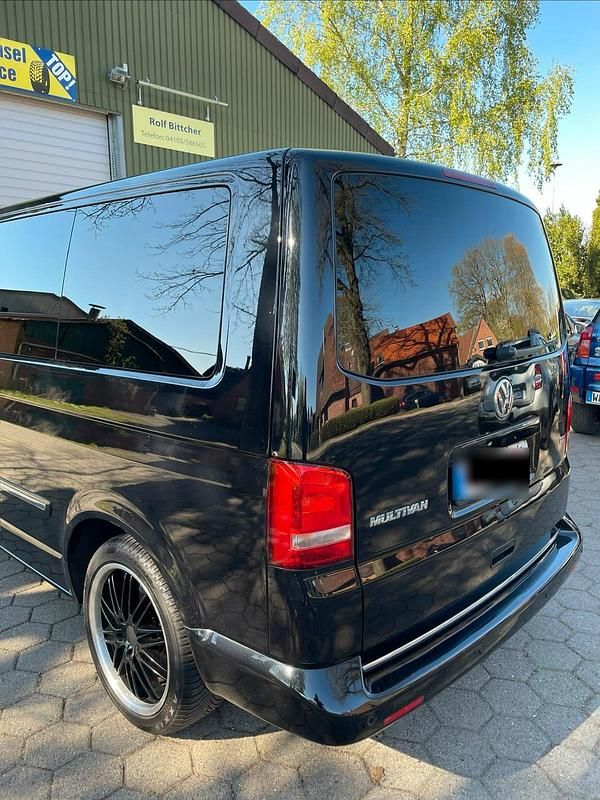 Second-hand VW T5 Highline 2012 Negru Van