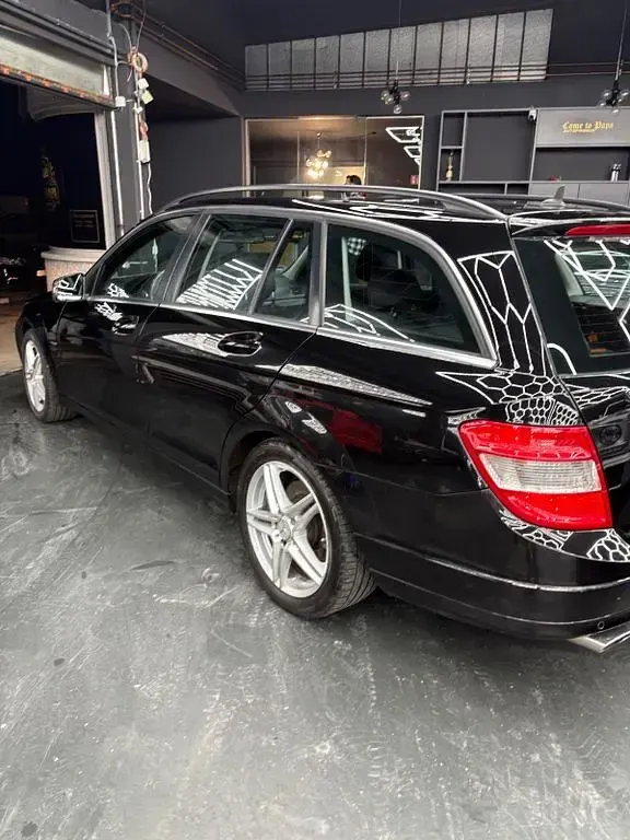 Gebraucht Mercedes 220 170 PS (125 kW) 2010 Schwarz Kombi