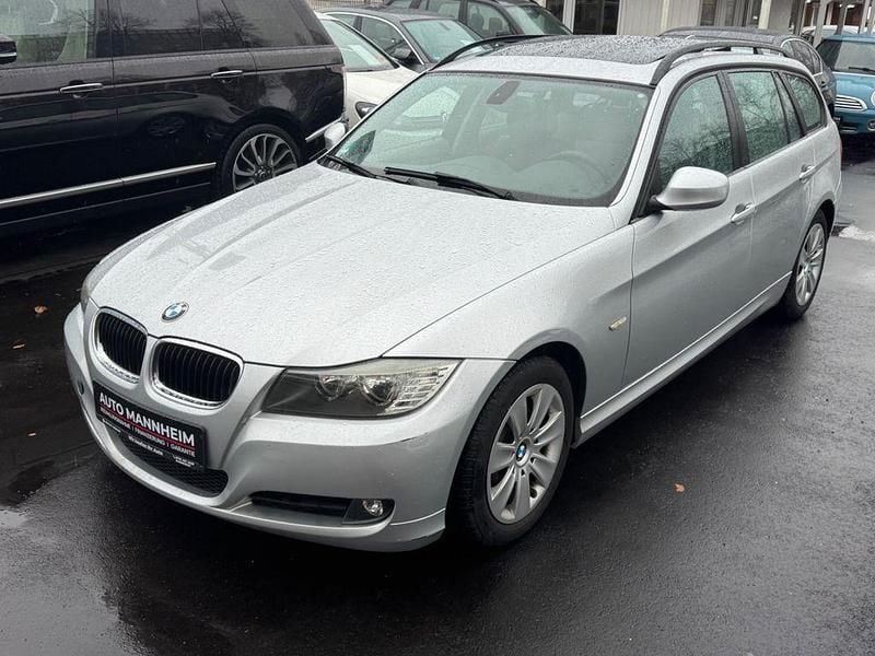 Silber Gebraucht 2009 BMW 318 Kombi | 1.999 € (Superpreis) - Bild 1/4