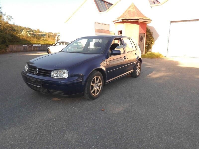 Gebraucht VW Golf IV Basis 105 PS (77 kW) 2003 Blau Limousine