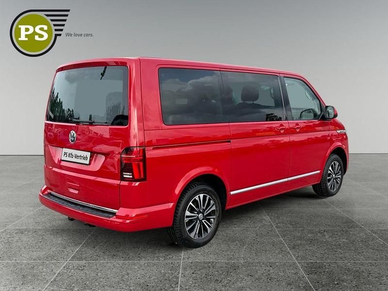 Gebraucht VW Multivan Generation Six 150 PS (110 kW) 2022 Rot Van