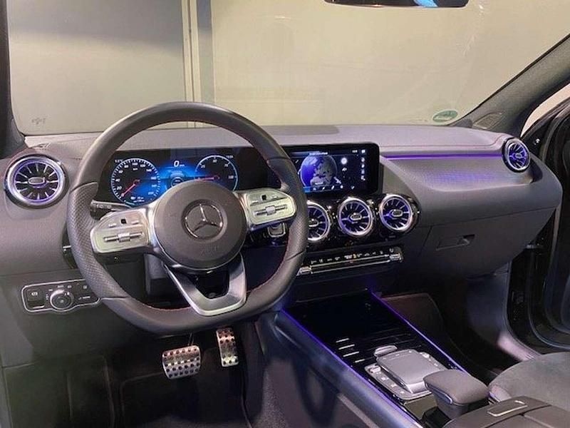 Gebraucht Mercedes EQA300 AMG 167 kW (228 PS) 2023 Nachtschwarz SUV