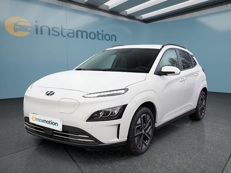 Weiß Gebraucht 2023 Hyundai Kona SUV | 21.399 € (Teuer) - Bild 1/4