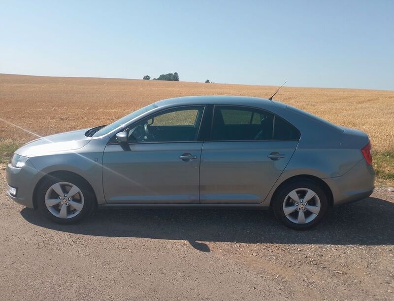 Gebraucht Skoda Rapid Ambition 105 PS (77 kW) 2013 Grau Limousine