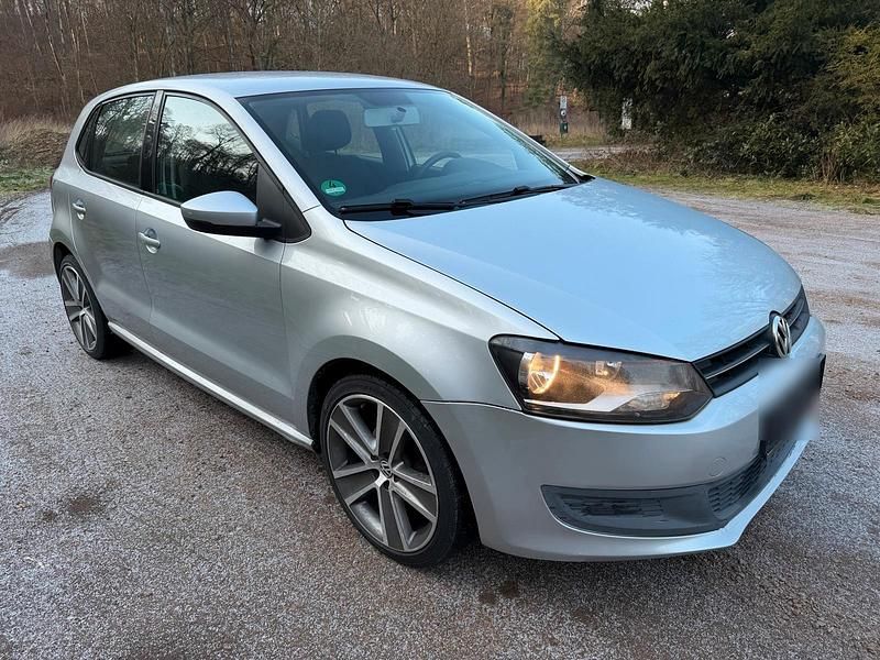 Gebraucht VW Polo 75 PS (55 kW) 2009 Silber Kleinwagen
