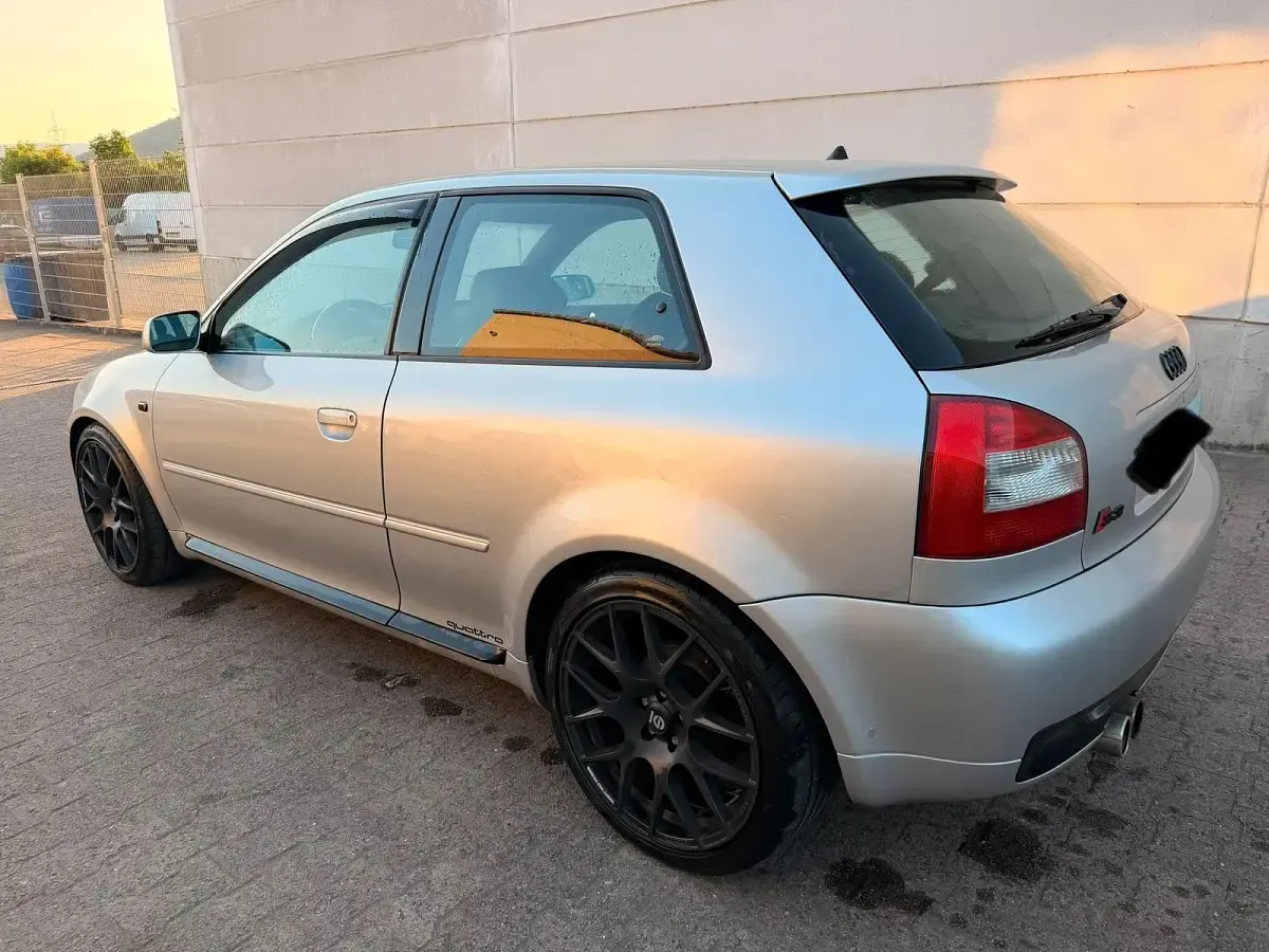 Gebraucht Audi S3 Sport 224 PS (164 kW) 2002 Silber Kleinwagen