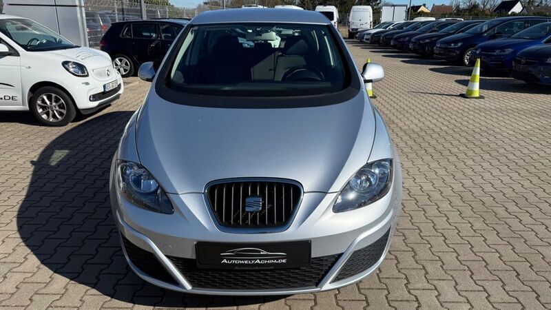 Gebraucht Seat Altea Reference 125 PS (91 kW) 2010 Silber Van / Kleinbus