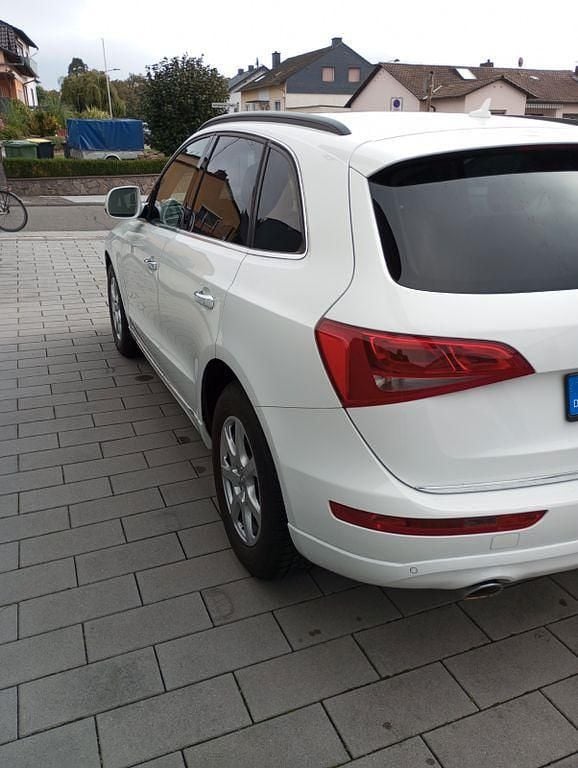 Gebraucht Audi Q5 150 PS (110 kW) 2016 Weiß SUV