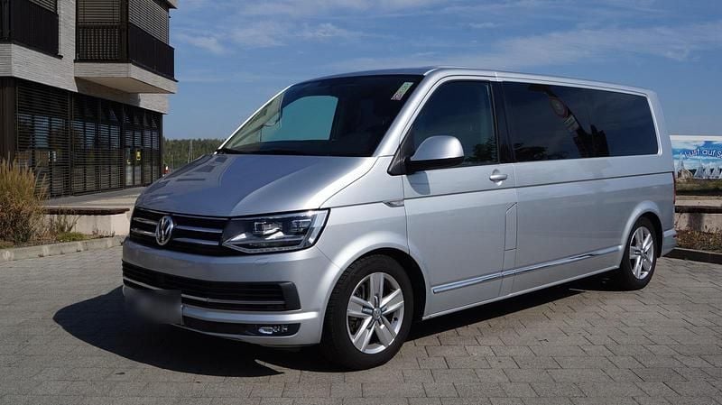 Silber Gebraucht 2016 VW T6 Comfortline Van | 27.950 € (Superpreis) - Bild 1/4