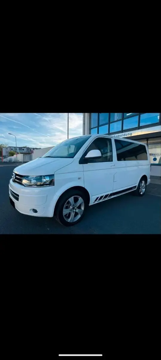 Gebraucht VW Caravelle 180 PS (132 kW) 2012 Van