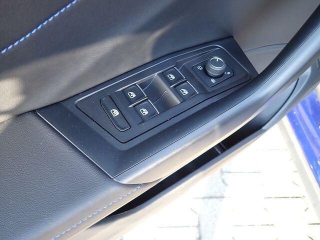 Gebraucht VW T-Roc Beats 300 PS (220 kW) 2023 Blau SUV