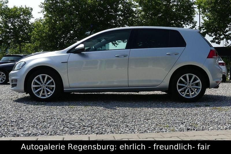 Gebraucht VW Golf VII LOUNGE 150 PS (110 kW) 2015 Silber Limousine