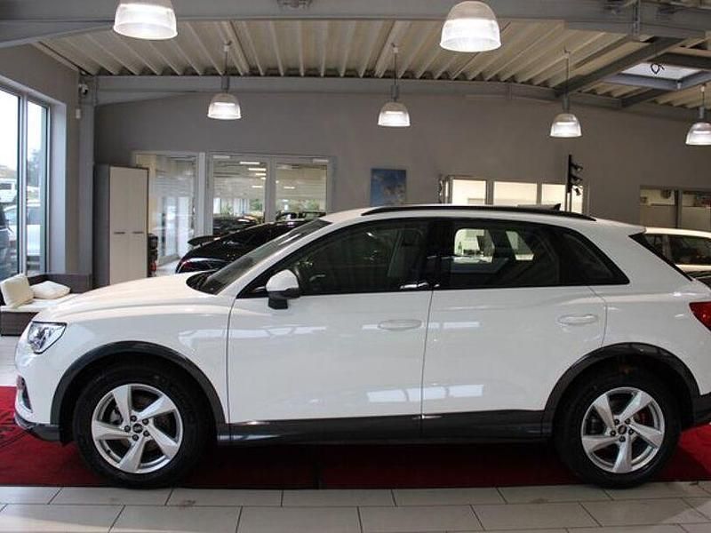 Gebraucht Audi Q3 Advanced 150 PS (110 kW) 2024 Arkonaweiß SUV