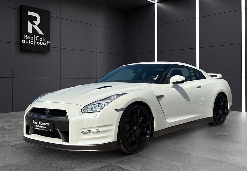 Weiß Gebraucht 2015 Nissan GT-R Black Edition Coupé | 98.800 € (Superpreis) - Bild 1/4