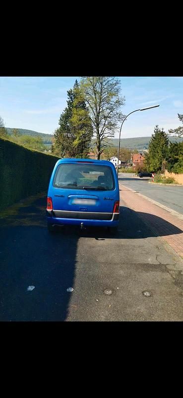 Gebraucht Citroën Berlingo 109 PS (80 kW) 2004 Blau Van / Kleinbus