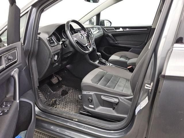 Gebraucht VW Golf Sportsvan Highline 131 PS (96 kW) 2019 Grau Van / Kleinbus