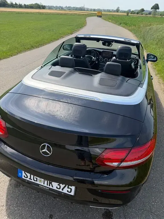 Gebraucht Mercedes C300 245 PS (180 kW) 2018 Schwarz Cabrio