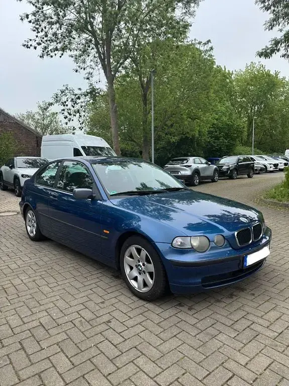 Occasion BMW 318 143 ch (105 kW) 2003 Bleue Coupé