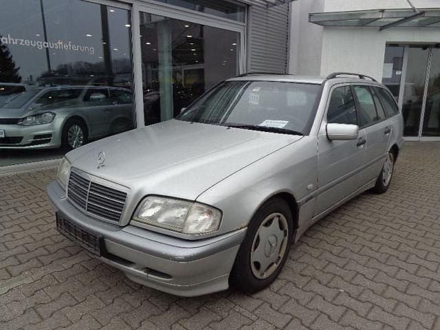 Gebraucht Mercedes C200 Elegance 102 PS (75 kW) 1999 Silber metallic Kombi